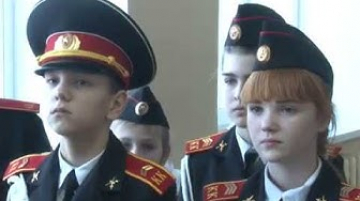 3 школе поселка Эльбан присвоено имя героя, её ученика Артема Веселова